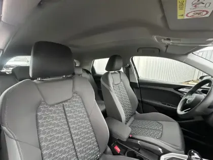Photo 28 Audi A1  Sportback 30 TFSI 116 ch S tronic 7