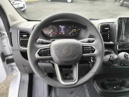 Photo 8 Citroën Jumper  FOURGON TOLE 33 L2H2 140 S&S BVM6