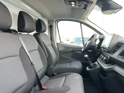 Photo 8 Renault Trafic  FGN L1H1 2T8 BLUE DCI 130 GSR2