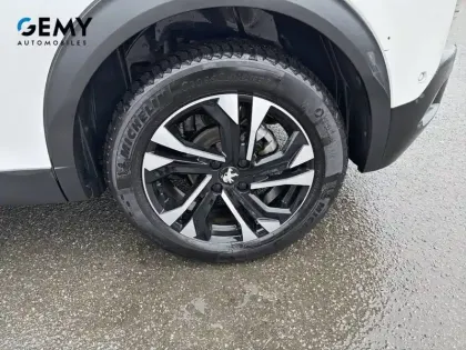 Photo 10 Peugeot 2008  PureTech 130 S&S BVM6