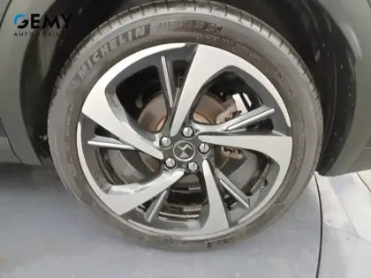 Photo 10 DS DS 7 DS7 Crossback Hybride E-Tense 300 EAT8 4x4