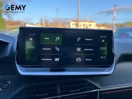 Photo 12 Peugeot 208  PureTech 100 S&S EAT8