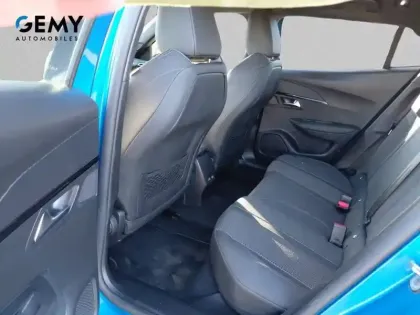 Photo 9 Peugeot 2008  PureTech 130 S&S EAT8