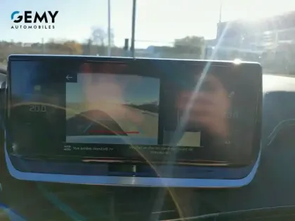 Photo 12 Peugeot 2008  PureTech 130 S&S EAT8