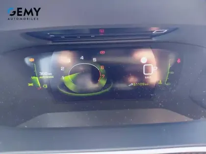 Photo 13 Peugeot 2008  PureTech 130 S&S EAT8