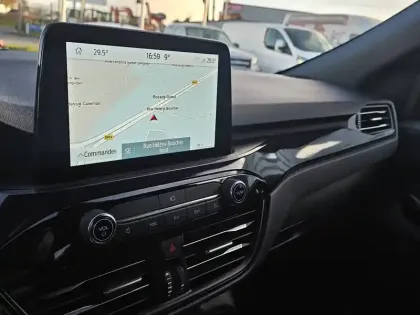 Photo 6 Ford Kuga  2.5 DURATEC 190 FLEXIFUEL FHEV E85 POWERSHIFT