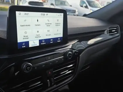 Photo 46 Ford Kuga  2.5 DURATEC 190 FLEXIFUEL FHEV E85 POWERSHIFT