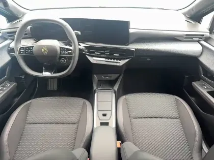 Photo 5 Renault Clio  E-Tech full hybrid 160 ch