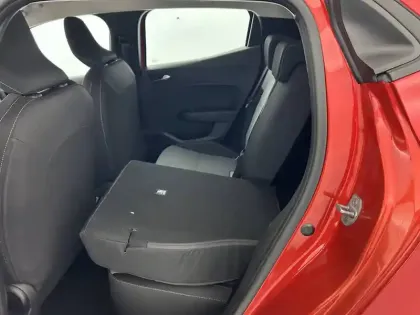 Photo 37 Renault Clio  Blue dCi 100 ch GSR2