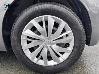 Photo 10 Peugeot 208  PureTech 75 S&S BVM5