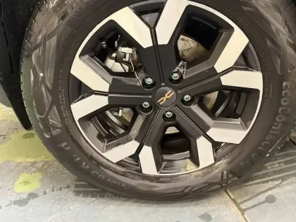 Photo 36 Dacia Duster  Hybrid 140