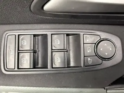 Photo 14 Dacia Duster  Hybrid 140