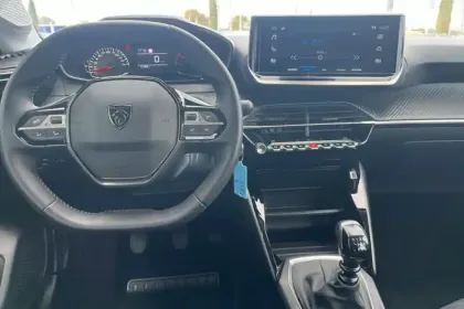 Photo 15 Peugeot 208  PureTech 100 S&S BVM6