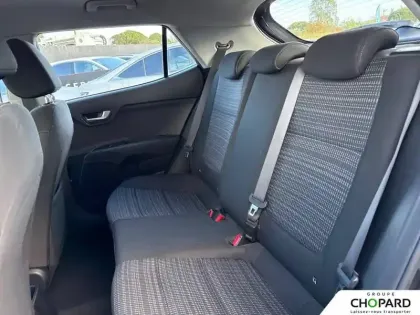 Photo 32 Kia Stonic  1.0 T-GDi 100 ch ISG BVM5