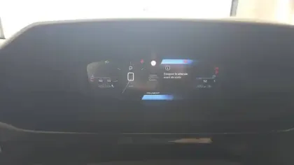 Photo 15 Peugeot 308  BlueHDi 130ch S&S EAT8