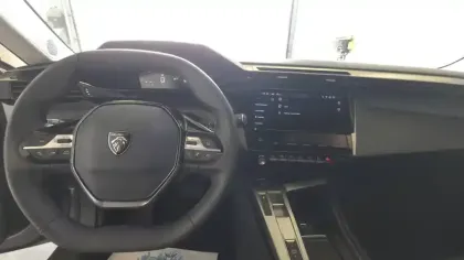 Photo 31 Peugeot 308  BlueHDi 130ch S&S EAT8