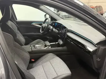 Photo 100 Renault Austral  full hybrid E-Tech 200 ch