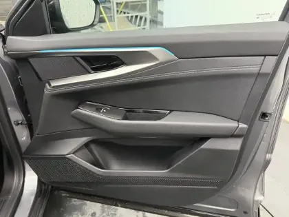 Photo 101 Renault Austral  full hybrid E-Tech 200 ch