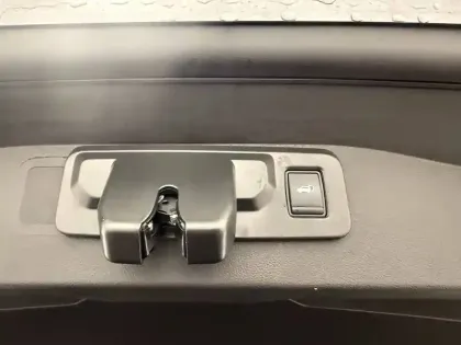 Photo 75 Renault Austral  full hybrid E-Tech 200 ch