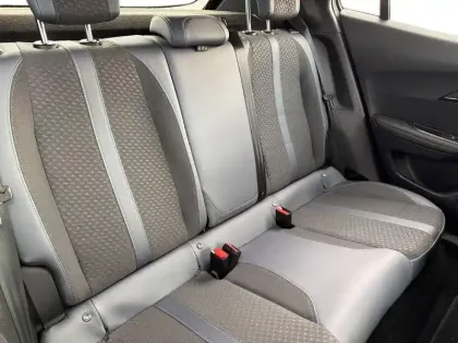 Photo 9 Peugeot 2008  BlueHDi 100 S&S BVM6