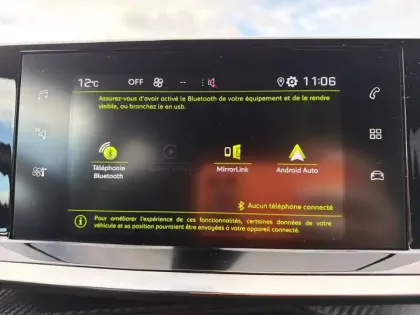 Photo 19 Peugeot 2008  BlueHDi 100 S&S BVM6