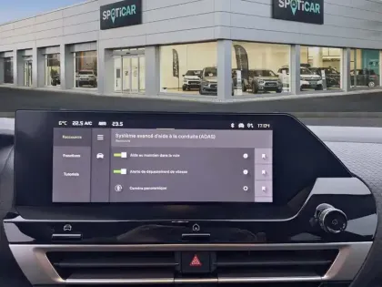 Photo 18 Citroën C4  Hybride 136 e-DCS6