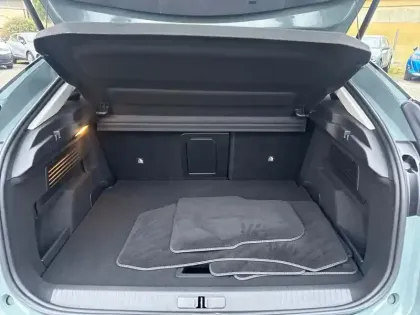 Photo 14 Citroën C4  Hybride 136 e-DCS6