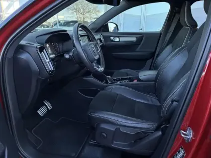 Photo 22 Volvo Xc40  T3 163 ch Geartronic 8