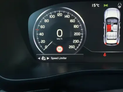 Photo 16 Volvo Xc40  T3 163 ch Geartronic 8