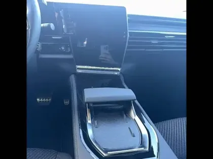 Photo 11 Renault Austral  full hybrid E-Tech 200 ch