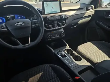 Photo 69 Ford Kuga  2.5 DURATEC 225 PHEV POWERSHIFT