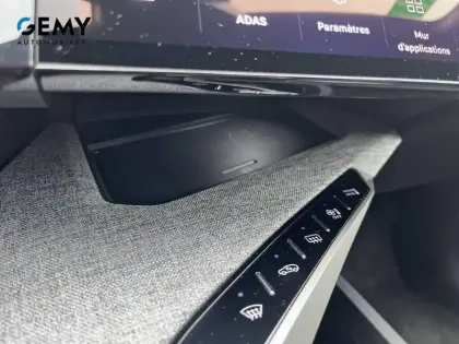 Photo 17 Peugeot 5008  Hybrid 136 e-DCS6