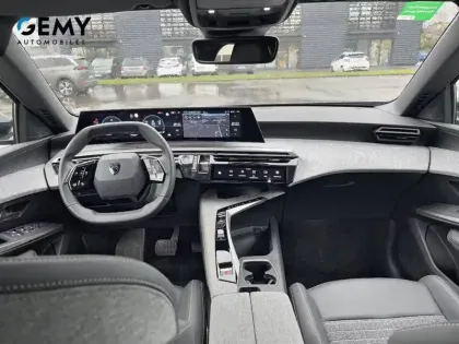 Photo 7 Peugeot 5008  Hybrid 136 e-DCS6