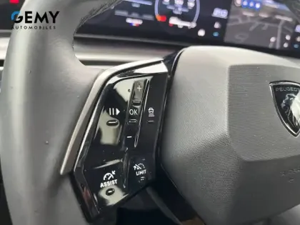 Photo 15 Peugeot 5008  Hybrid 136 e-DCS6