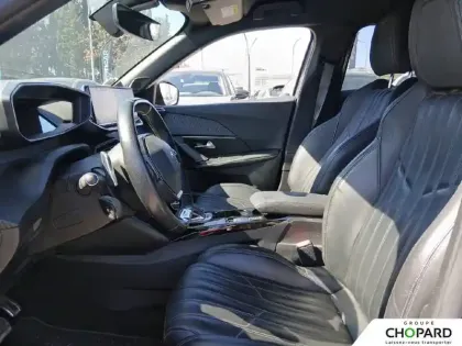 Photo 51 Peugeot 2008  PureTech 130 S&S EAT8