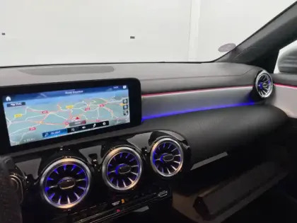 Photo 24 Mercedes CLA  Coupé 250 e 8G-DCT