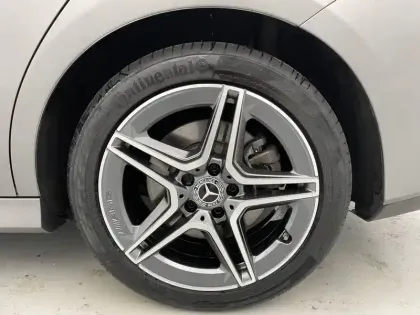 Photo 16 Mercedes CLA  Coupé 250 e 8G-DCT