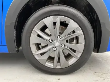 Photo 35 Peugeot 208  Electrique 50 kWh 136ch