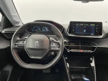 Photo 39 Peugeot 208  Electrique 50 kWh 136ch