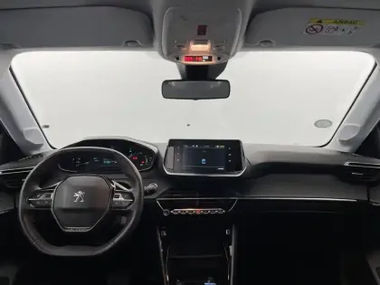 Photo 47 Peugeot 208  Electrique 50 kWh 136ch