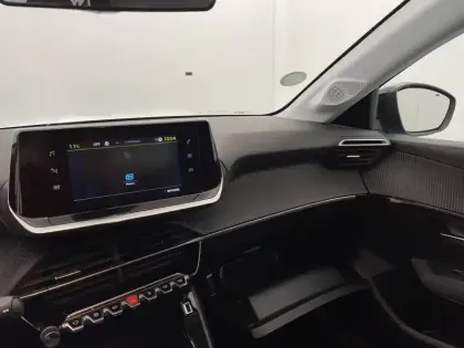 Photo 46 Peugeot 208  Electrique 50 kWh 136ch