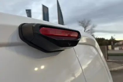 Photo 14 Peugeot Partner  FOURGON M DIESEL 130 CH AUTOMATIQUE