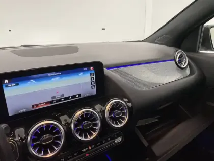 Photo 25 Mercedes GLA  250 e 8G-DCT