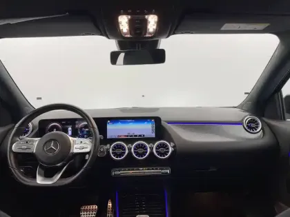 Photo 30 Mercedes GLA  250 e 8G-DCT