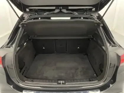 Photo 13 Mercedes GLA  250 e 8G-DCT