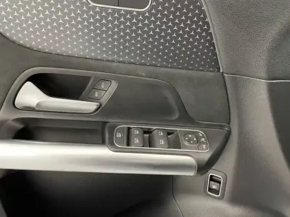 Photo 27 Mercedes EQA  250+