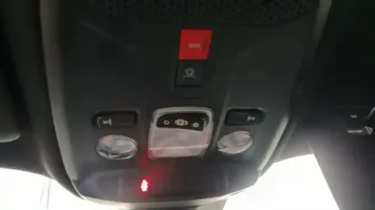 Photo 32 Peugeot 2008  PureTech 130 S&S EAT8