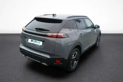 Photo 5 Peugeot 2008  PureTech 130 S&S EAT8