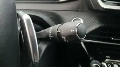 Photo 34 Peugeot 2008  PureTech 130 S&S EAT8