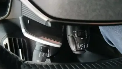 Photo 33 Peugeot 2008  PureTech 130 S&S EAT8